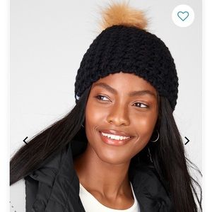 Fabletics Chunky Knit Beanie with Pom